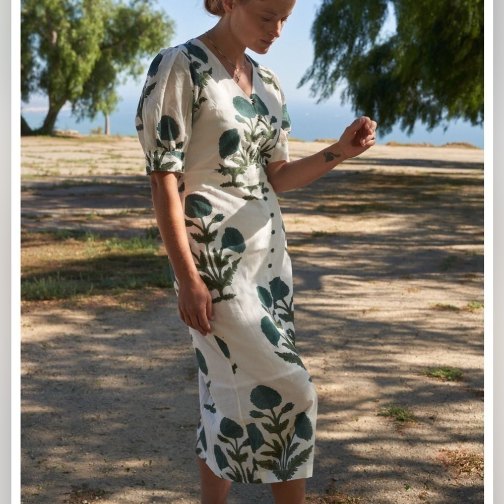 Indigo by boutin The poppy floral midi‎ dress short puff sleeves size M